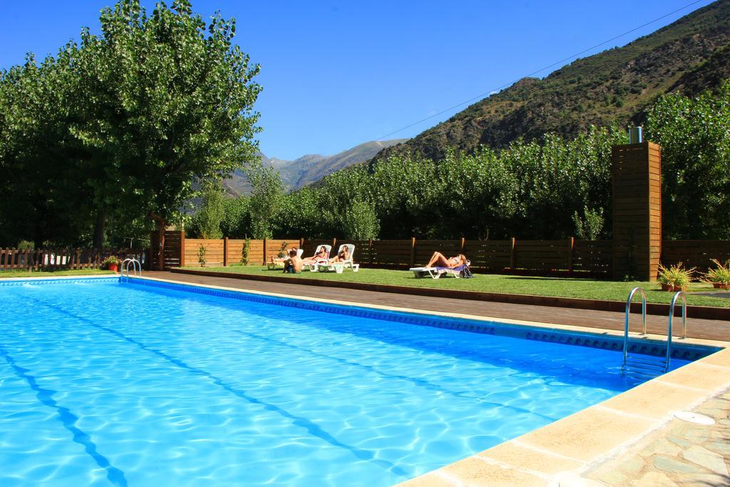 Bungalows Nou Camping La Guingueta D'Aneu Dış mekan fotoğraf