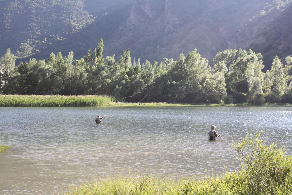 Bungalows Nou Camping La Guingueta D'Aneu Dış mekan fotoğraf