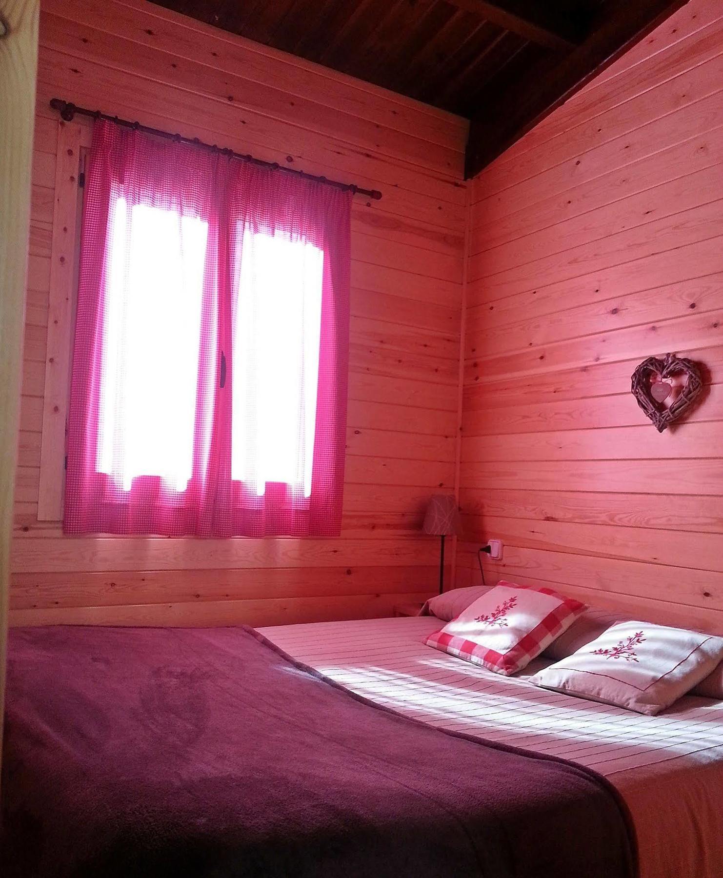 Bungalows Nou Camping La Guingueta D'Aneu Dış mekan fotoğraf